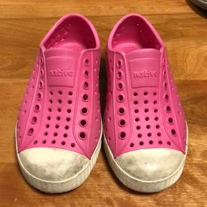 Native shoes little girl size 9